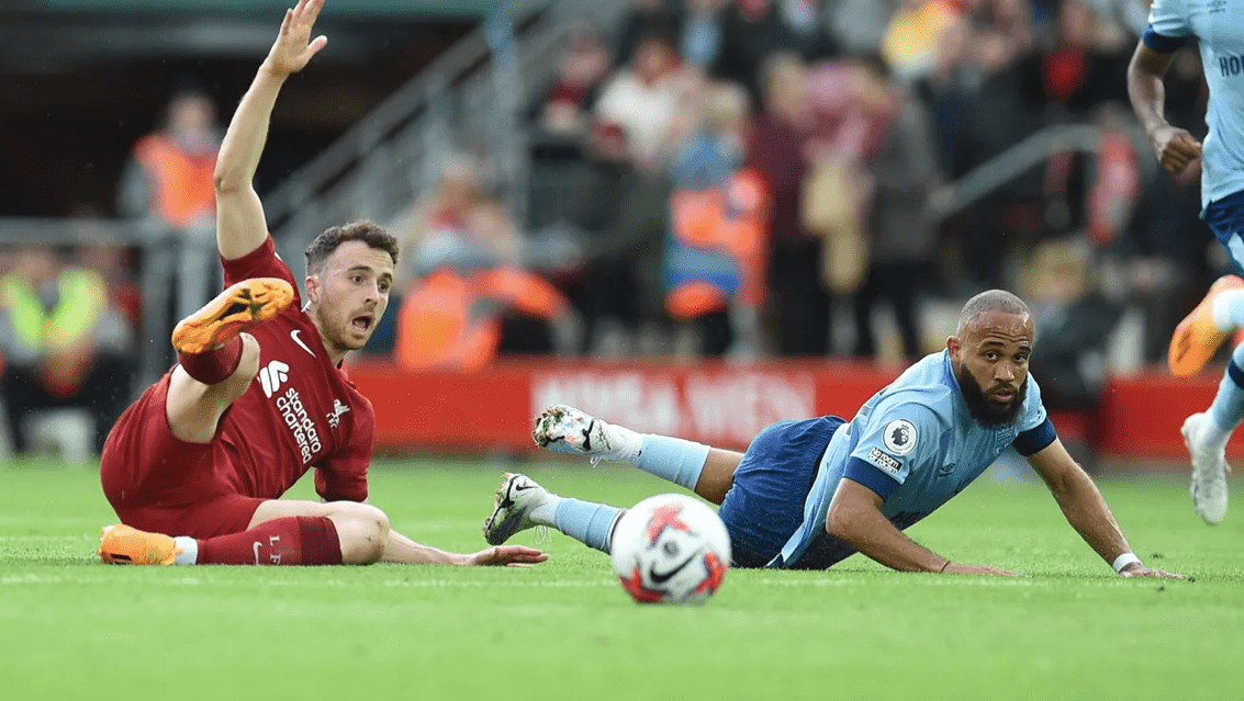 开云体育在线-AC米兰强势利物浦，马尔基尼奥斯三分雨点燃全场