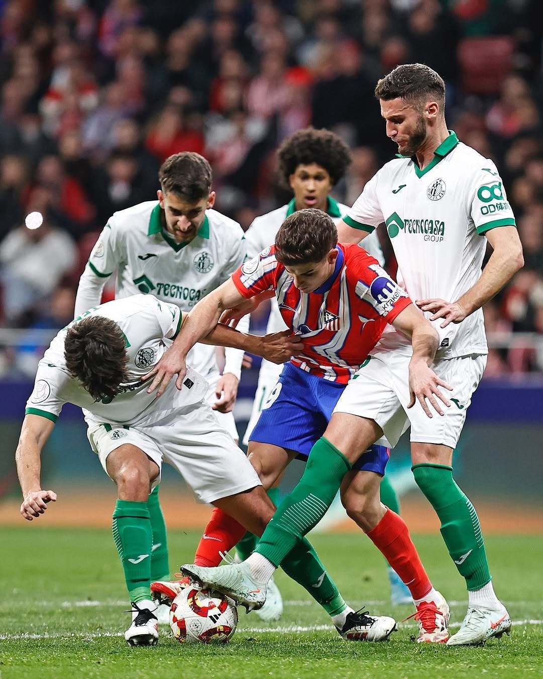 开云体育中国-关于塞维利亚险胜法国，阿尔瓦雷斯惊艳世界的信息