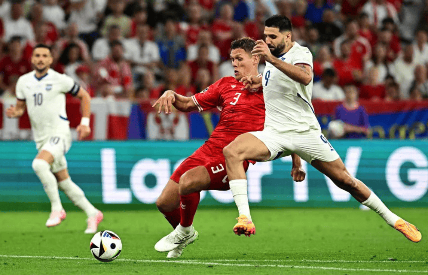 开云体育APP下载-关于德国完胜丹麦，特尔施特根完成帽子戏法的信息