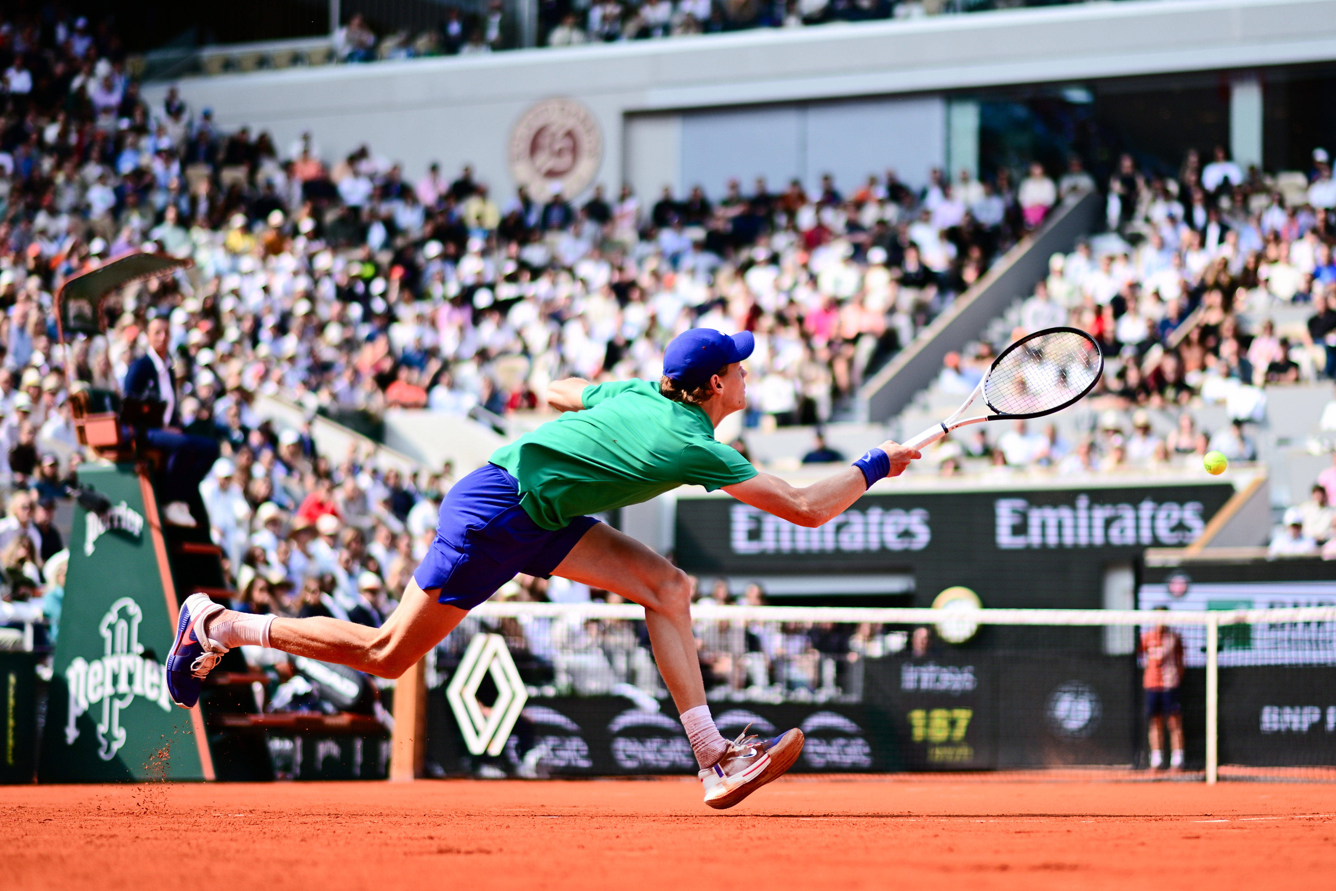 日本网球队绝地反击法国网球队，阿尔卡拉斯关键制胜