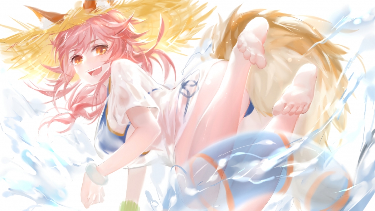 开云体育app-一个弯道，两种命运，梅赛德斯铁腕下的秩序与佩雷兹点燃的变数