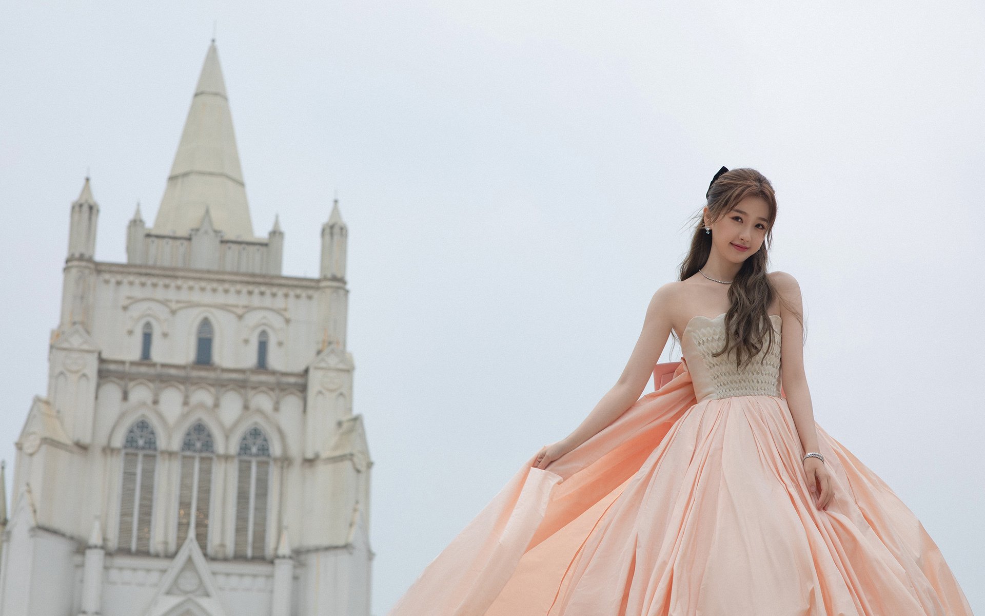 冰岛奇迹再现,生死战力克巴萨,莱奥关键一击定乾坤