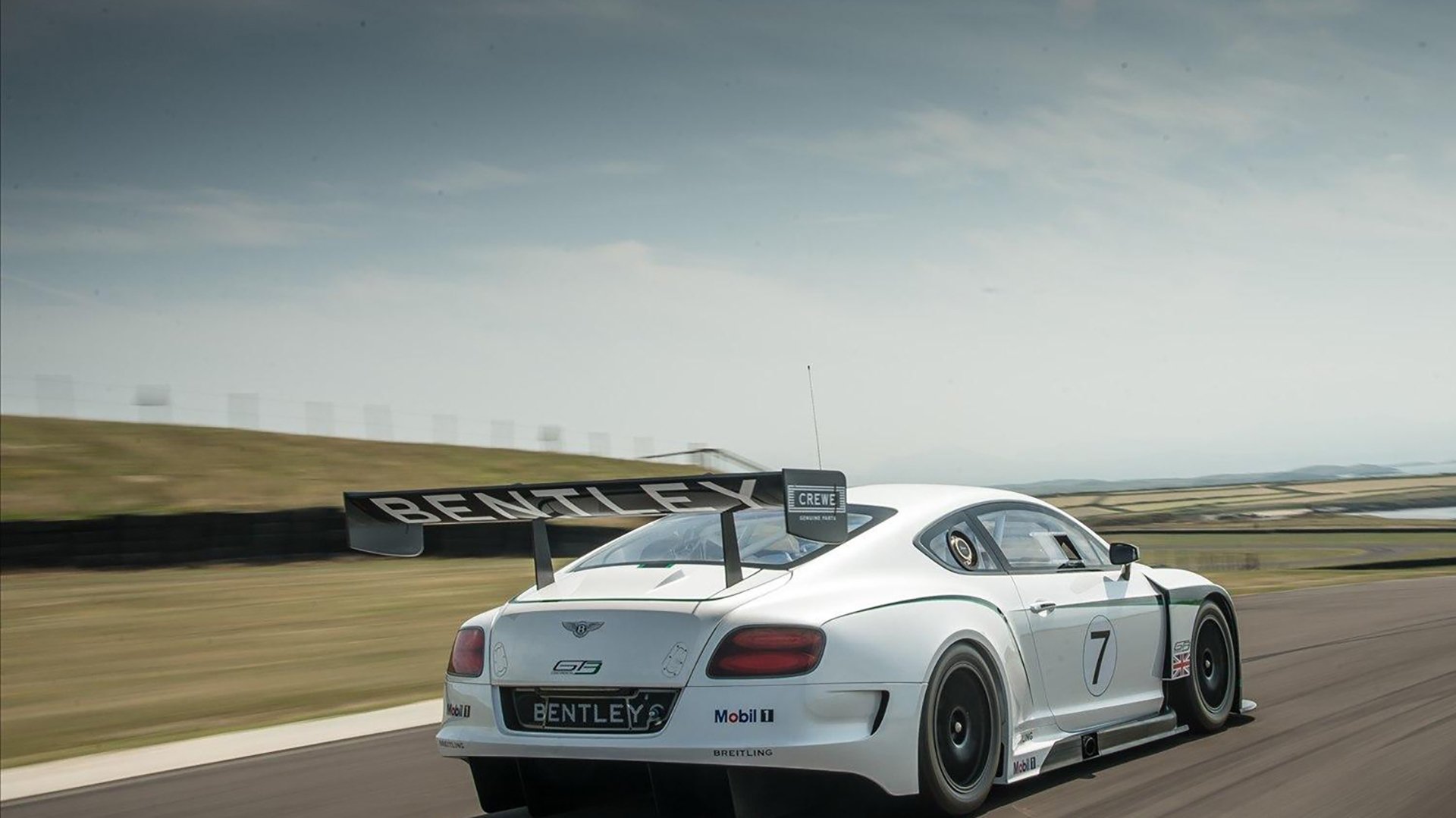 开云体育在线-体育跨界启示，突尼斯冲垮瑞典与楚阿梅尼的NBA总决赛接管