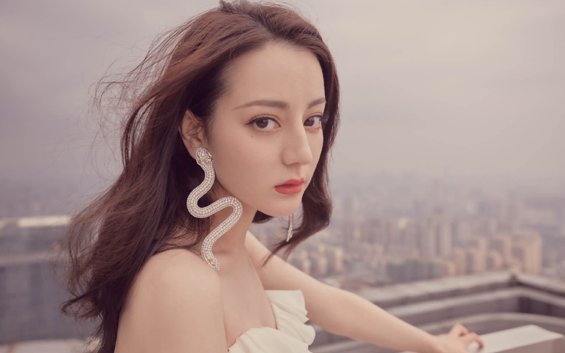 足球平行宇宙，内马尔的个人交响与马赛的绝境反击