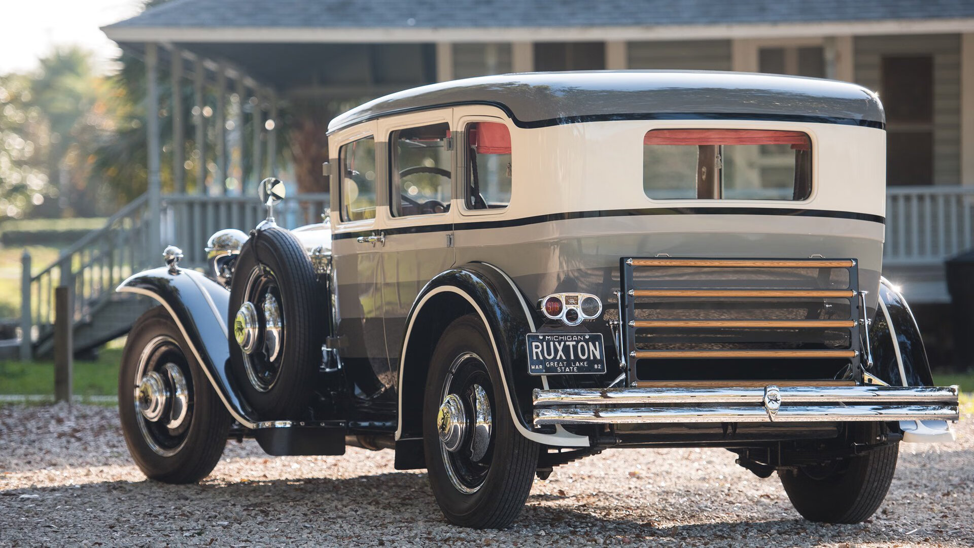 开云体育官网-璀璨星光与冠军暗影，黄喜灿展现巨星价值，AC米兰澳大利亚争冠战告捷