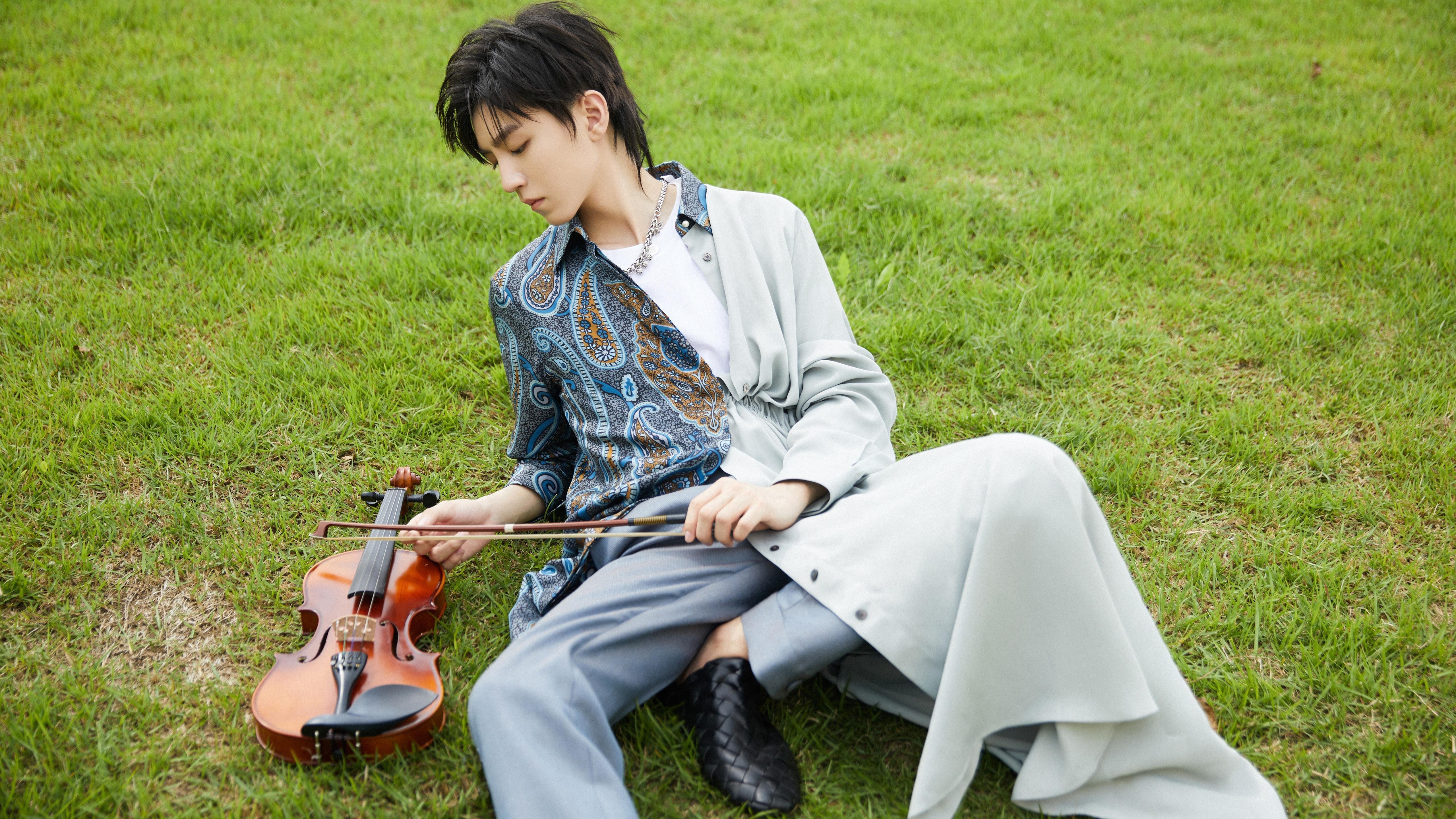 跨界巅峰战！杰伦格林独揽焦点，吉林队横扫活塞震撼篮坛